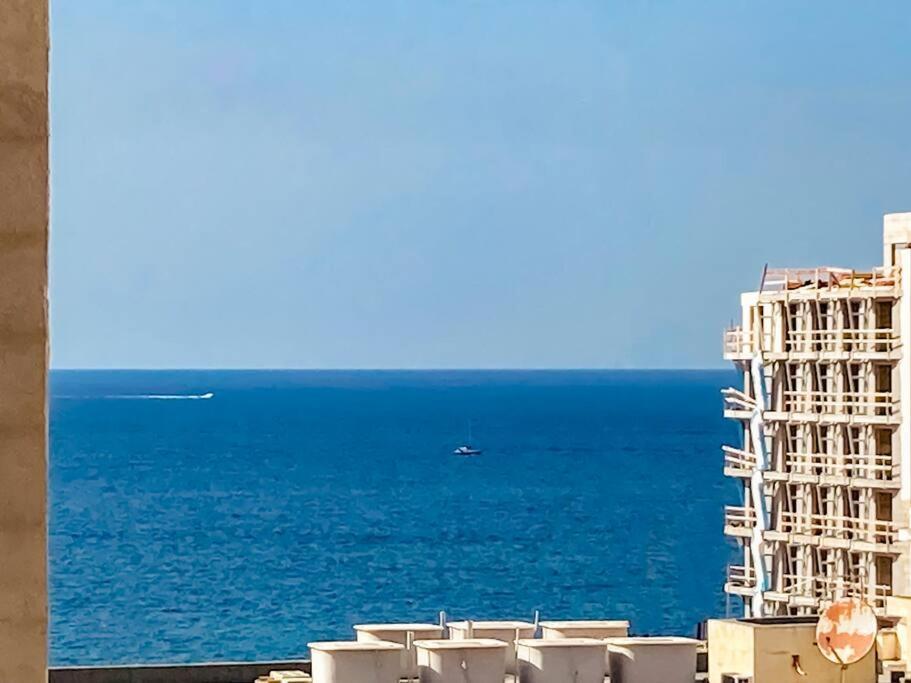 Duplex Whiskey 200m Away From The Sea And The Square