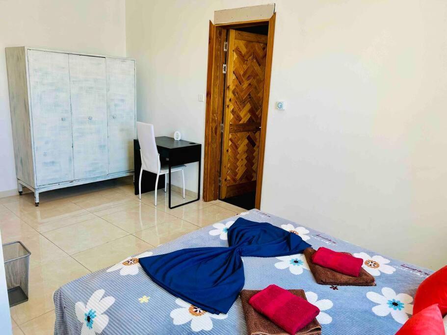 Appartamento Duplex Whiskey 200m Away From The Sea And The Square St. Paul's Bay