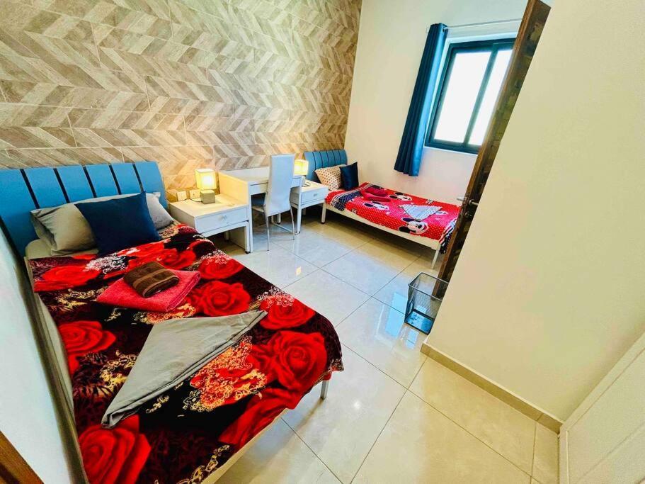 Duplex Whiskey 200m Away From The Sea And The Square St. Paul's Bay